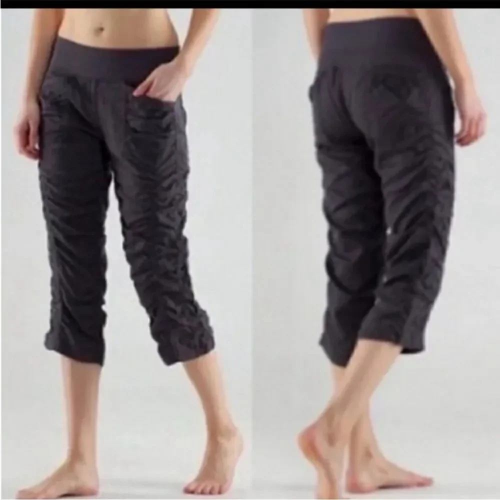 Lululemon cool down tencel ruched cropped pants size 4